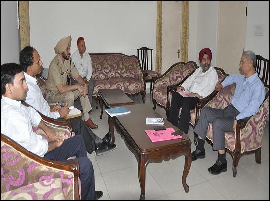 DC and SSP briefs election observers about Shahkot by-poll