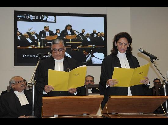 Chief Justice administers oath to Four New Additional High Court Judges