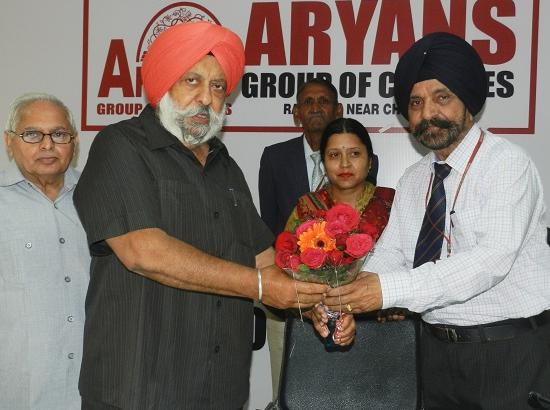 Aryans College of Law & Aryans Institute of Nursing jointly organized a seminar