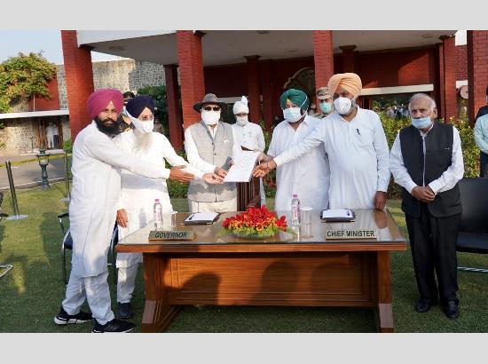 All party leaders except BJP meet Punjab Governor