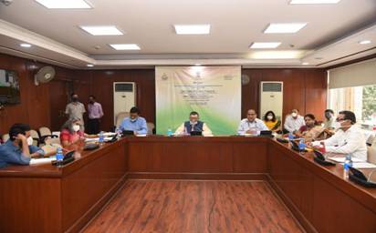 Santosh Gangwar releases revised&nbsp; Consumer Price Index 