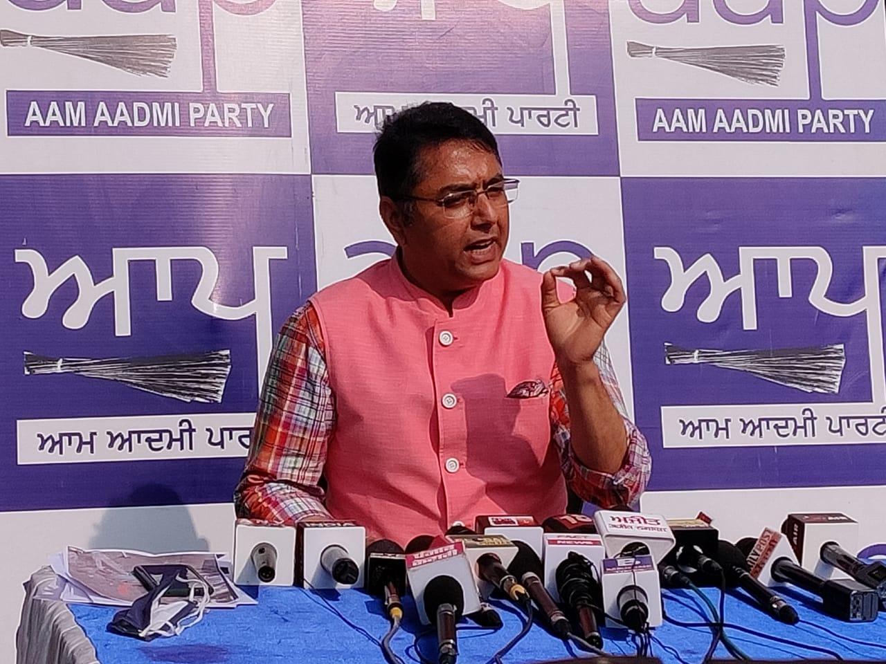 Captain failed as CM in protecting right to vote of people, should resign immediately for poll violence: Aman Arora